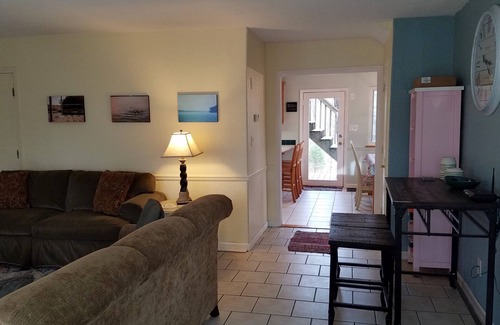 Rogers House | Walk to Boat Ramp; Quiet Wooded Setting; Fire Pit & Hot Tub