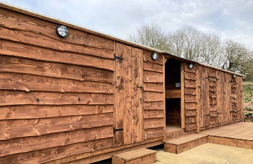 Brackley Cabin | Walltree House Glamping - Cozy Glamping experience