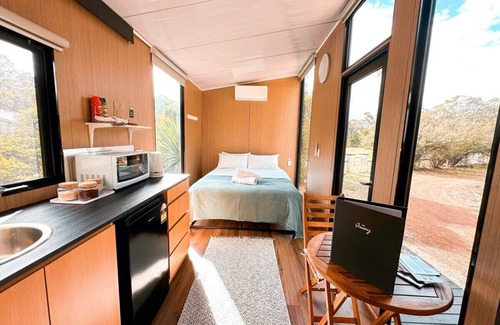 Greenbushes House | Wallys Retreat 2 Summ