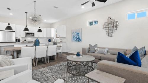 Kiska Beach House | Wanderlust by AvantStay Walk to Beach Pool New Construction