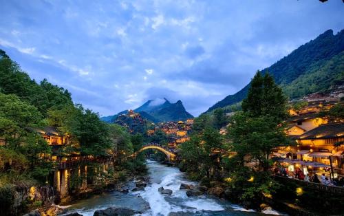 Shangrao County House | Wangxian Valley Chunyushanfang and shuishangjian Wangxian Valley Scenic Area