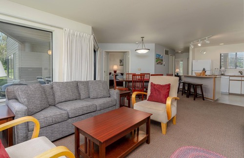 Wapato Point Condo | Wapato Point Condo on Lake Chelan with Resort Amenities! 2Bed/2Bath, Upper Floor-Unit 673