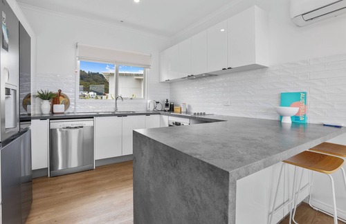 Apollo Bay House | Waratah Place