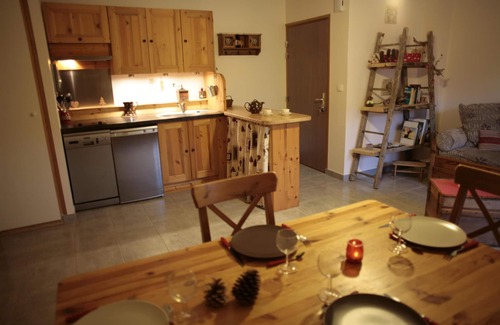 Leschaux Apartment | Warm 4-star cocoon in the mountains near Annecy between lake and mountains