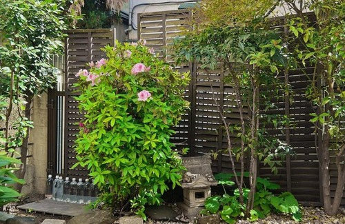 Nakano Apartment | Warm house near Shinjuku with courtyard