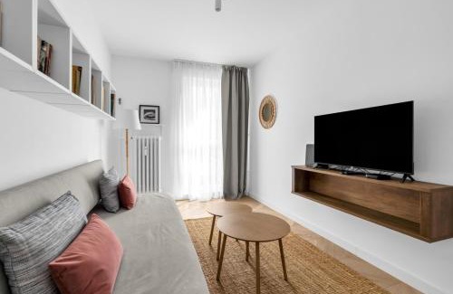 Okecie Apartment | Warszawa Rakowiec Stylish Apartment