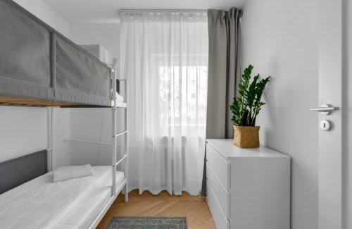 Okecie Apartment | Warszawa Rakowiec Stylish Apartment