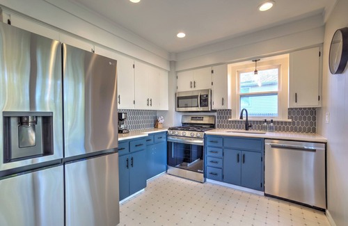 Spring Lake House | Water Escape; Hot Tub, River Views & Splash Pad