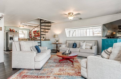 Granbury House | Water front home with amazing views. Two story dock only 5 minutes from downtown