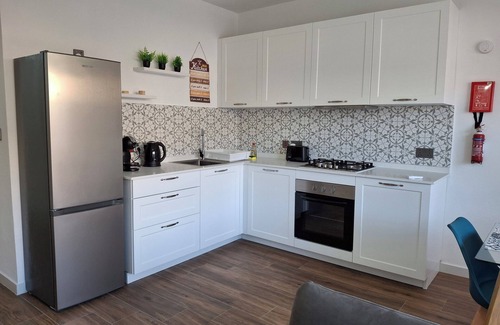 Munxar Apartment | Water Lily Oasis Courtyard Apartment - 5min Walk to Beach