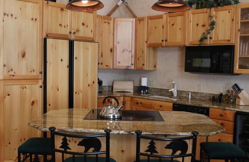 Vail House | Water's Edge Retreat On Gore Creek.