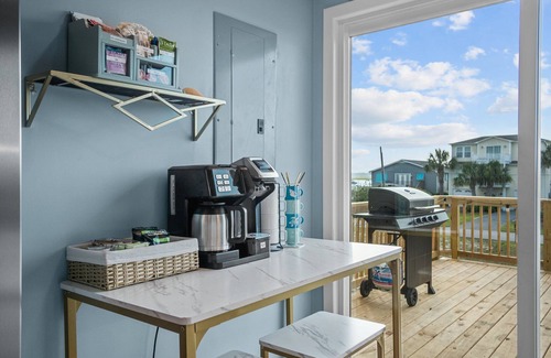 Topsail Beach House | Water view house Topsail beach with Golf cart