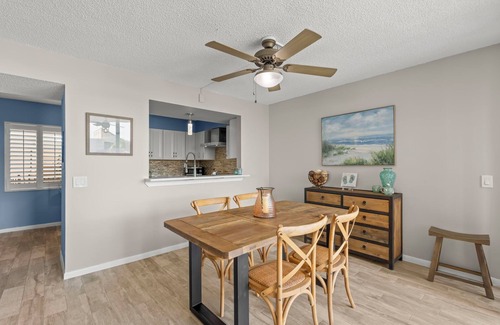 Isla del Sol Condo | Waterfront 2-Bedroom Condo, Enjoy Bay Breezes and Heated Pool in St. Pete FL