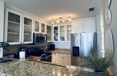 Ruskin Apartment | Waterfront Getaway 449- Little Harbor Resort