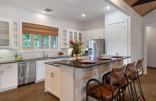 Horseshoe Bay West House | Waterfront Home | Boat Slip | Spacious Outdoor Patio | Fenced Yard
