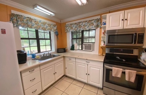 Daufuskie Island House | Waterfront Home with Dock - Sleeps 14