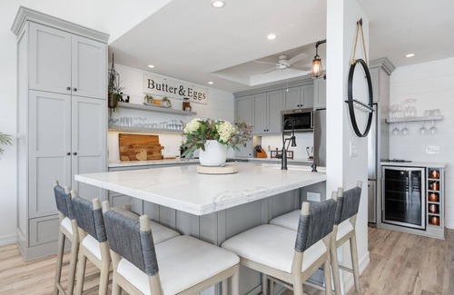 Carlsbad Apartment | Waterfront Luxury Condo - Relaxing Escape
