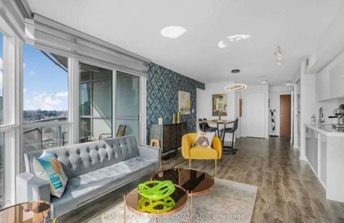 CityPlace Apartment | Waterfront Majesty Enclaves