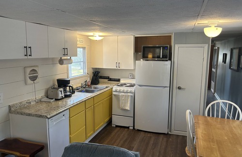 Crystal River House | Waterfront Nature Coast Gem! Catch Dinner From Your Dock!