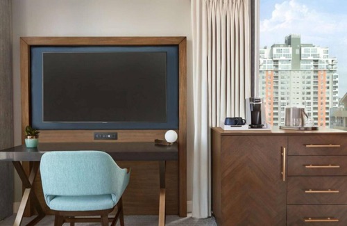 Downtown San Diego House | Waterfront views in Little Italy
