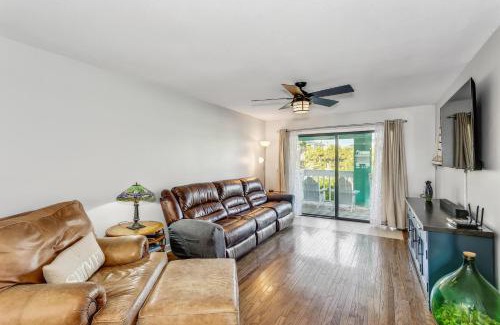 Villa Sabine House | Wave n Sea - Deep Water Cove 2B Townhome