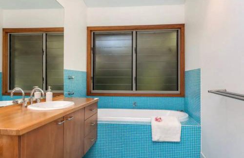 Angourie House | Wavers Rest Angourie View Wifi