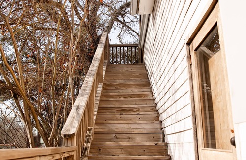 Round Top House | Weathered Wildflower Bungalow at The 303