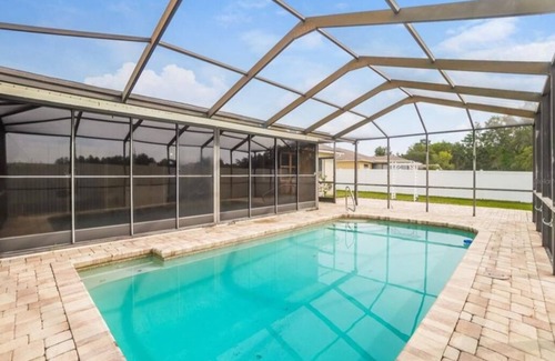 Spring Hill House | Weeki Wachee Getaway – Private Pool, WiFi & More!