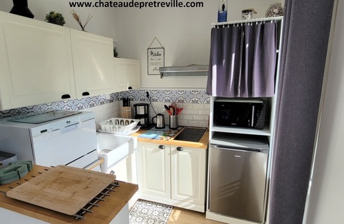 Gonneville-sur-Honfleur Apartment | WEEKLY PROMO (10% discount) : Château de Prêtreville apartment