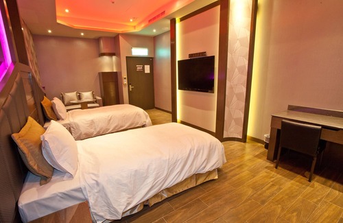 Nanzi Hotel | Wei Feng Exquisite Hotel Nanzi Branch