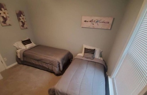 Williamsburg House | Welcome to Madison House, your home away from home!