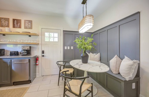 Wilmore Apartment | Welcome to Mint & Park – Unit A