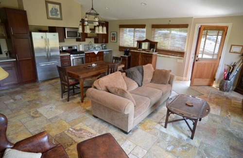 Petaluma Cottage | Welcome to The Cottage!