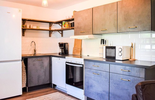 Listerby House | Welcome to this cottage, located only 400 meters to the fishing sea in the Blekinge archipelago and