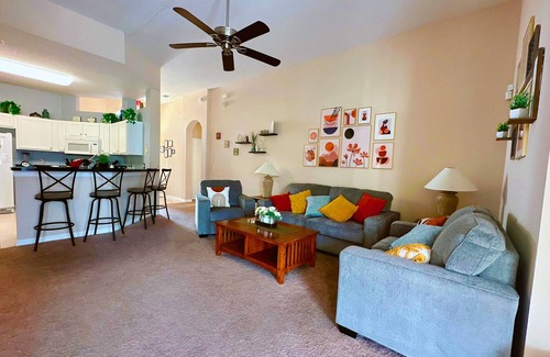 Calabay Parc House | Welcome to Tupelo Villa!nnGREAT PRICE! GREAT LOCATION!