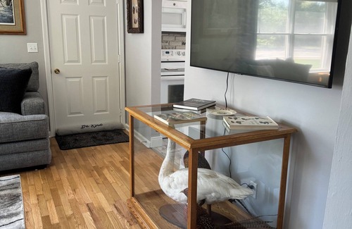 Linwood House | Welcome to Uncle Dave’s Cabin a cozy 2 bedroom by the Saginaw Bay in Linwood