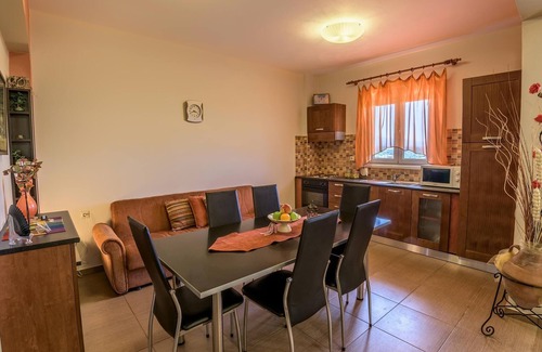 Sfakaki Villa | Welcome to villa Apollon! Explore the authentic and traditional Crete!