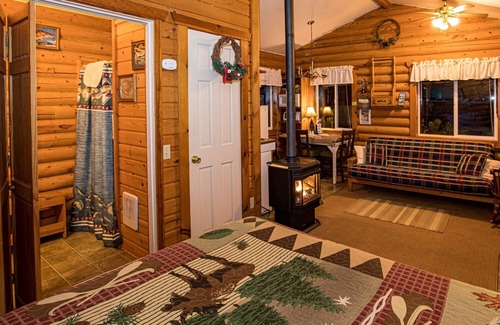 Concrete Cabin | Welcome to your year-round mountain getaway and historic ranch in the foothills of the North Cascades!