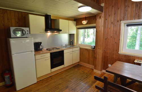 Hatrival Cottage | Welcoming Cottage in Hatrival with Terrace