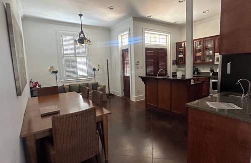 Central Business District House | Welcoming Downtown 2-Bedroom 2.5 Bath Townhome