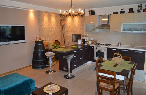 Zafferana Etnea Villa | Welcoming, in summer you can aproffittare its private swimming pool