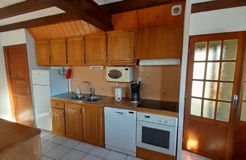 Le Menil Ski Chalet | well-located chalet with mountain views