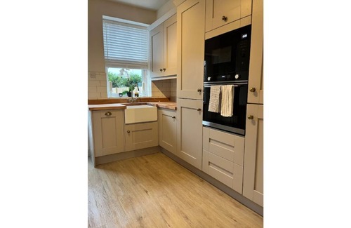 Ilkley Cottage | Wellington Cottage