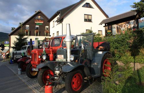 Oberwiesenthal House | Wellness Hotel Pension & Gaststätte Riedel