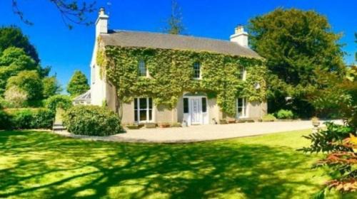 Oughterard House | Wellpark House, Family Mansion