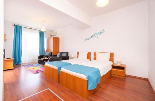 Militari Apartment | West Gate Studios