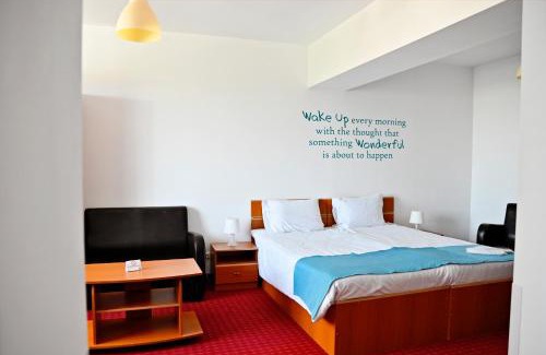 Militari Apartment | West Gate Studios