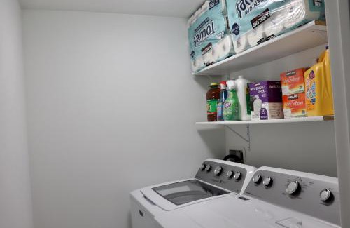 Norma Triangle Apartment | West Hollywood 2 Bedroom 2 bath with Pool