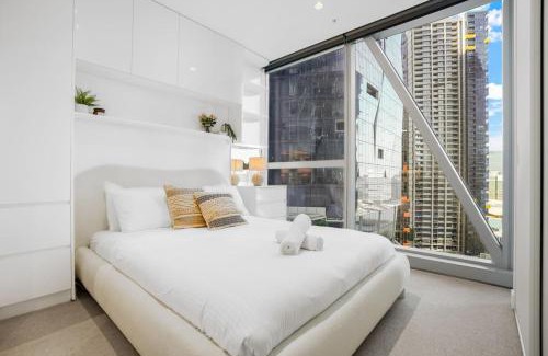Melbourne Central Business District Apartment | West Side Place 2 Bed 2 Bath Family Home with Pool Sauna Gym