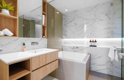 Melbourne Central Business District Apartment | West Side Place 2 Bed 2 Bath Family Home with Pool Sauna Gym